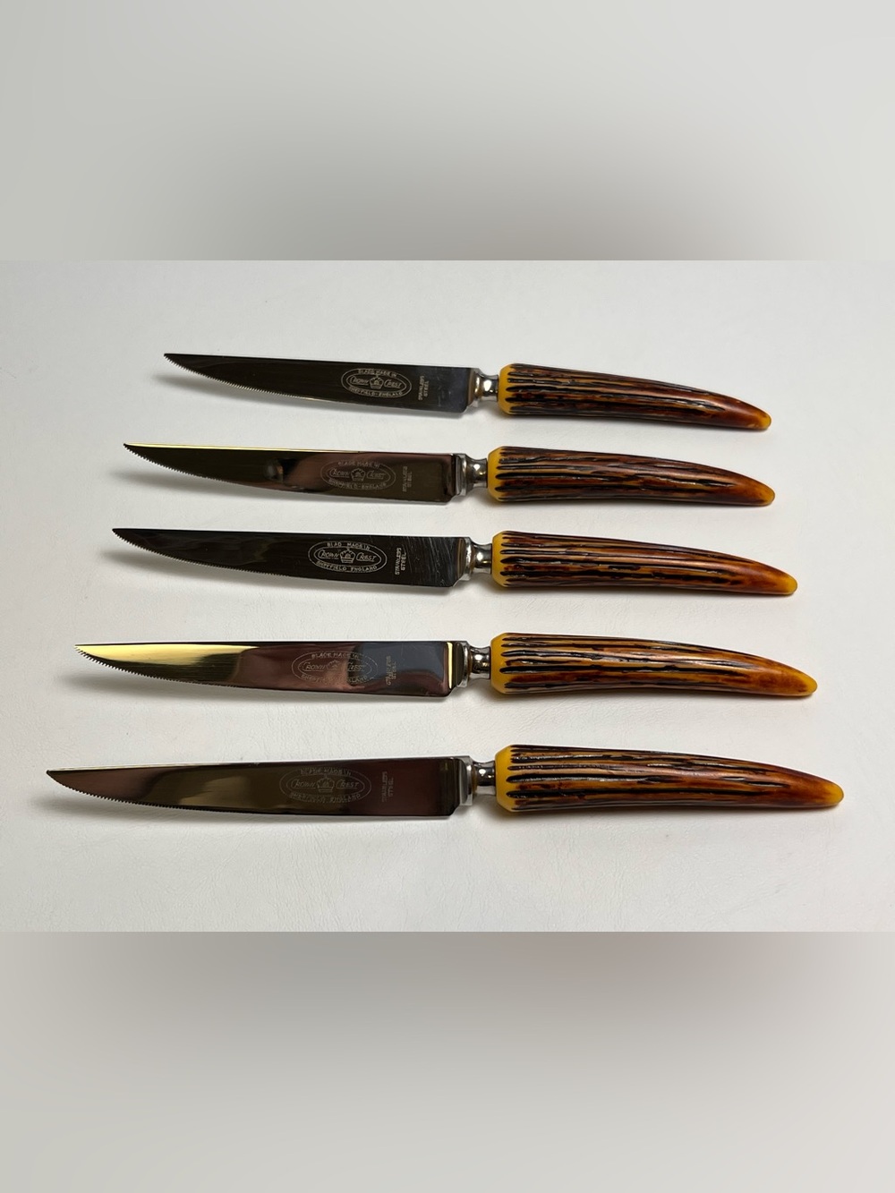 5-VTG Crown Crest Steak Knives Stainless Steel Bakelite Handle Sheffield UK